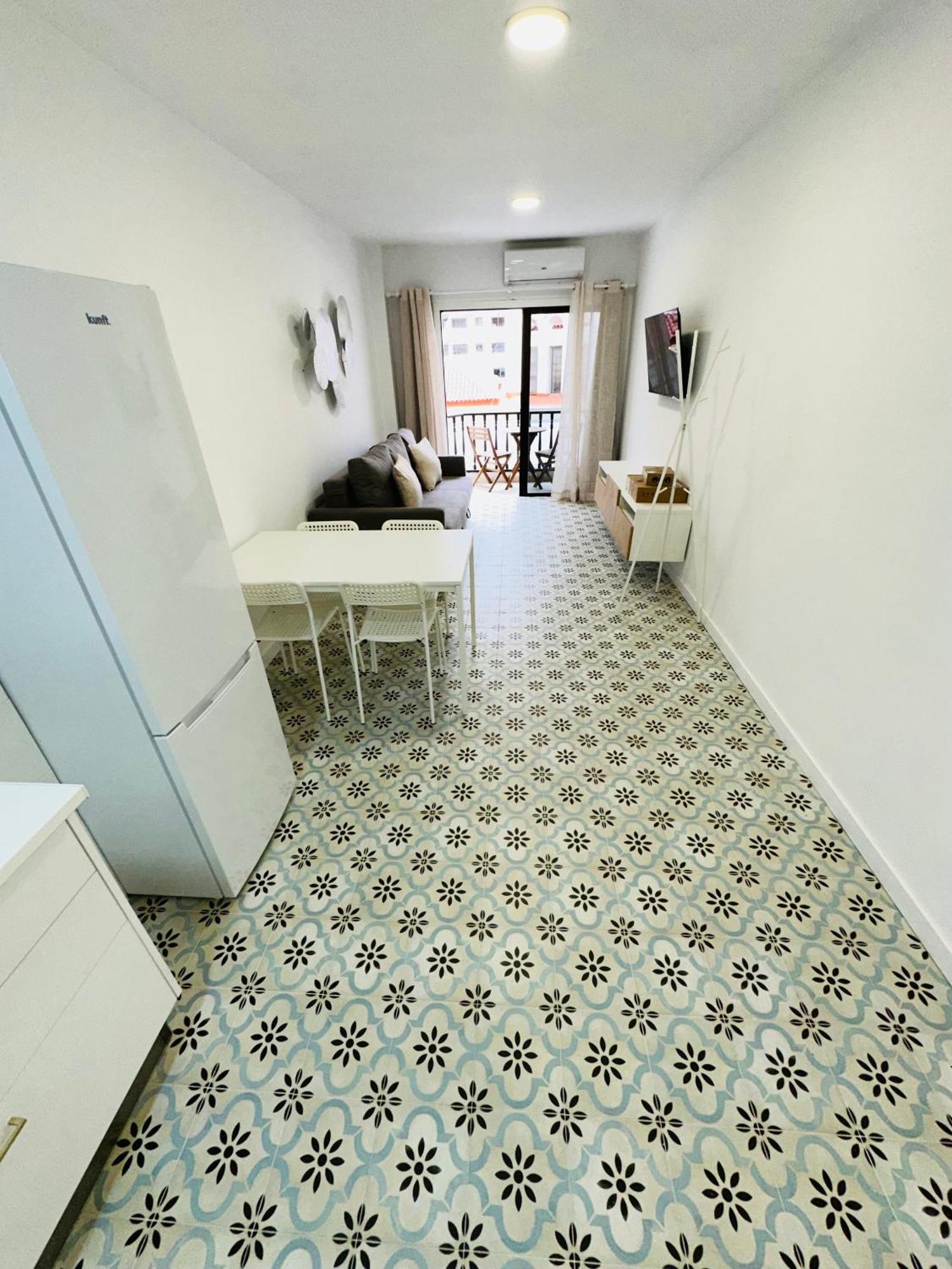 Central Flat Los Cristianos Square Guincho  エクステリア 写真